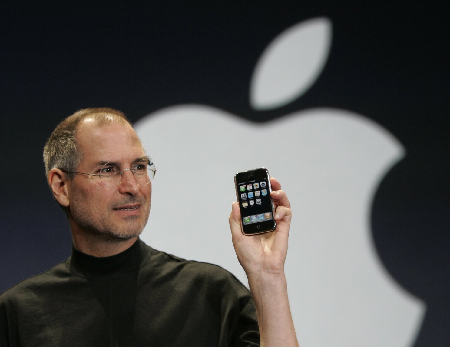 Financial fruit Apple becomes 1st trillion dollar company AP News